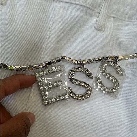 Guess Women s Vanna Belted Sleeveless Denim Jumpsuit Pure White Smart Closet - Picture 4 of 7